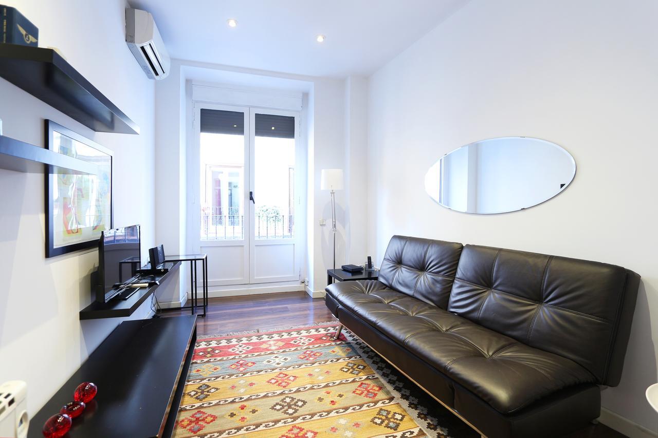 Paseo Del Prado Apartment By Allo Housing マドリード エクステリア 写真